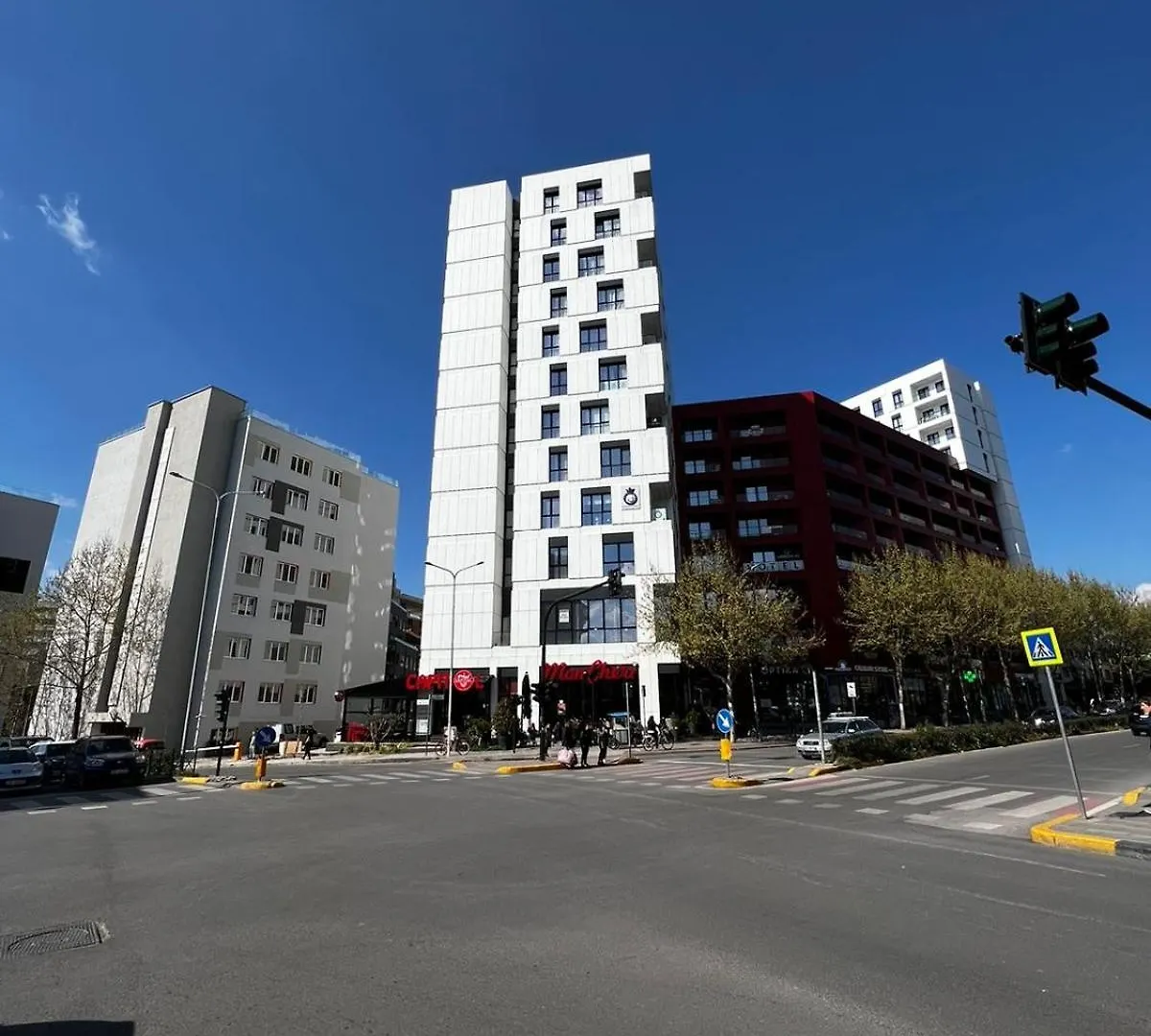 Comfort Inn Xll Tirana Lejlighed